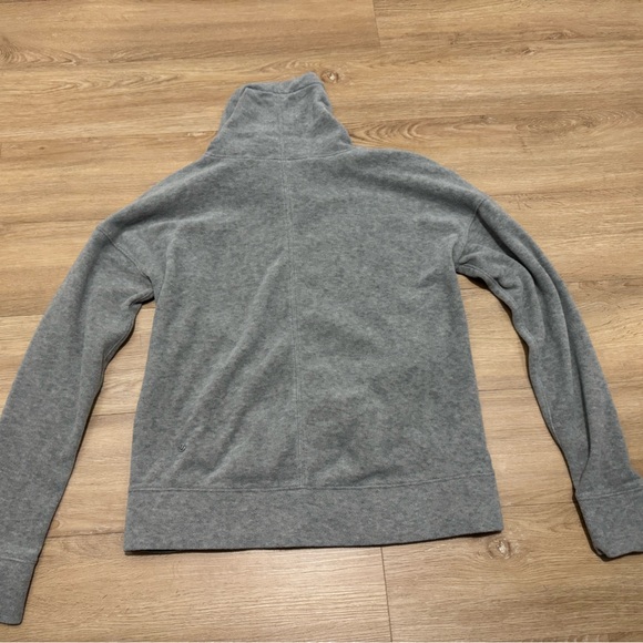 Lululemon Go Forward Pullover - Picture 4 of 7